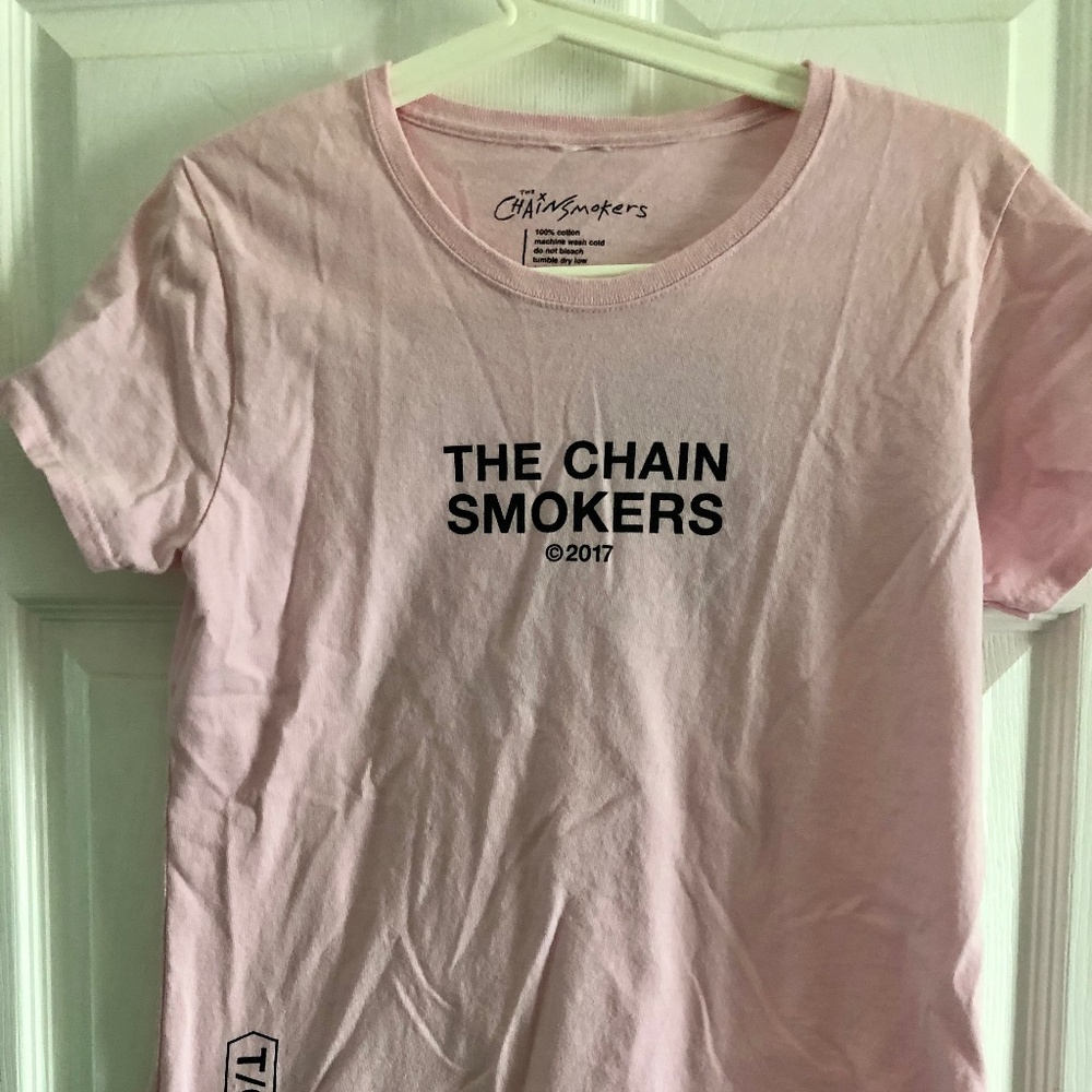 Chainsmokers Memories Do Not Open Tour Shirt Pink - M